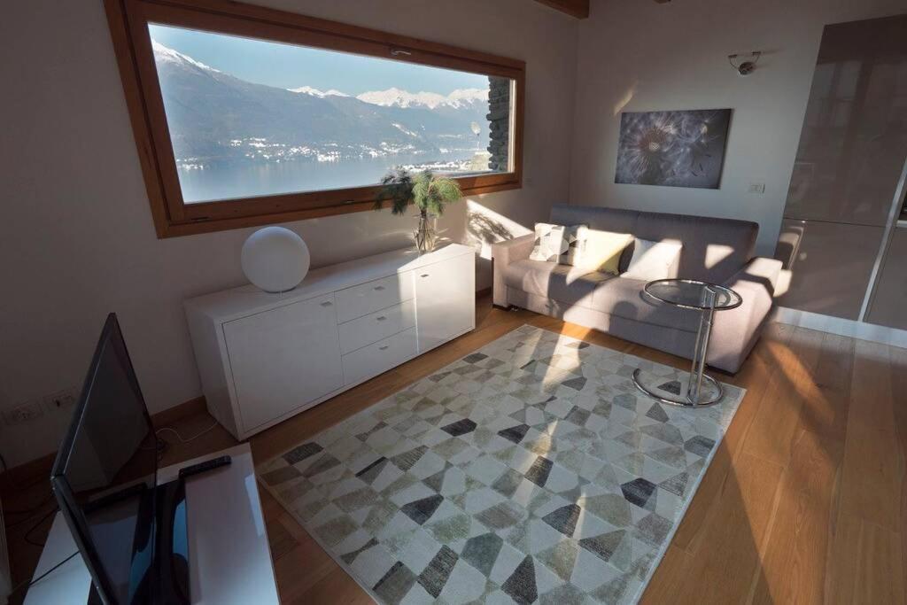 Magic Lake View With Beautiful Pool Area 贝拉诺 外观 照片
